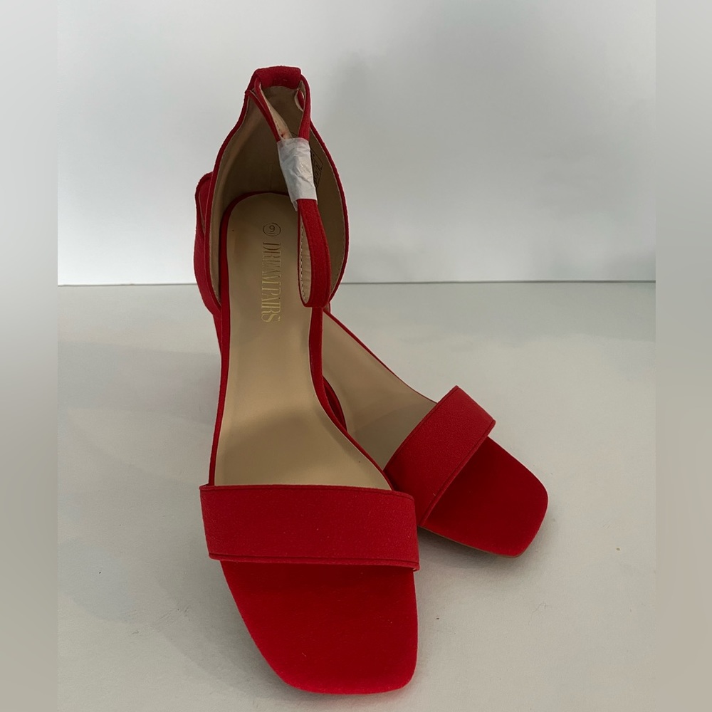 New Dream Pairs ladies size 9